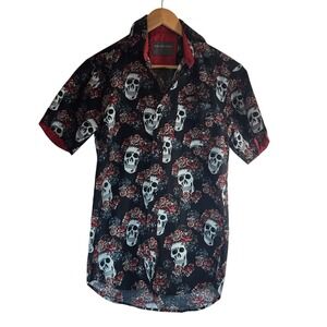 Electric Indigo Mens Skull and Roses Print Short Sleeve Button Down Shirt EM101